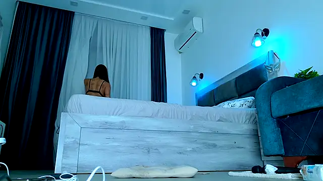 Snapshot of Brenda_M00n chatting on October 29, 2025, 3:11 pm Brenda M00n online show from October 29, 2025, 3:11 pm