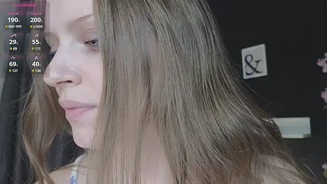 Chloe Vixen online show from March 21, 2025, 4:51 pm