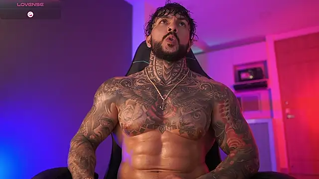 Snapshot of mariano_costa chatting on October 31, 2025, 4:20 am mariano costa online show from October 31, 2025, 4:20 am