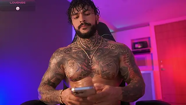 Snapshot of mariano_costa chatting on November 4, 2025, 1:09 am mariano costa online show from November 4, 2025, 1:09 am