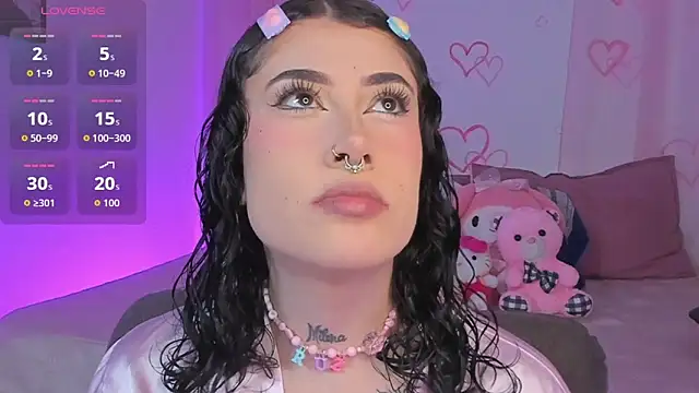 Snapshot of melody_suarez chatting on November 20, 2025, 11:03 pm melody suarez online show from November 20, 2025, 11:03 pm