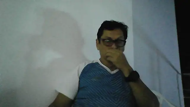 MarcusKelvin online show from April 16, 2026, 6:14 am