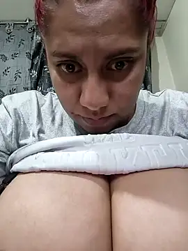 Snapshot of federica_bigboobs chatting on November 23, 2025, 9:19 am federica bigboobs online show from November 23, 2025, 9:19 am