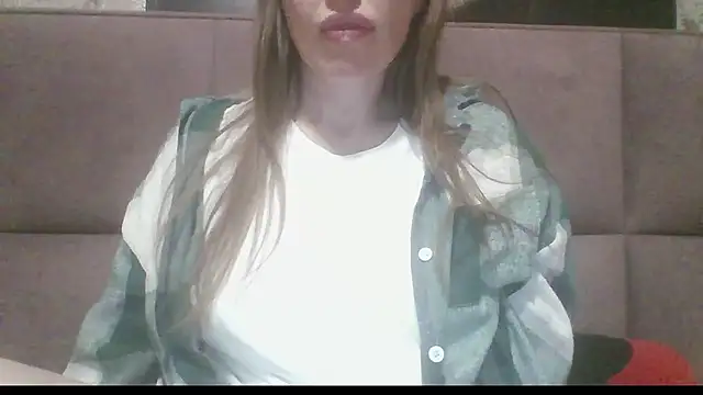 Sladkiegubki online show from November 15, 2025, 9:52 pm