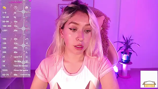 Snapshot of Dahlia__espresso chatting on February 6, 2025, 9:06 pm Dahlia espresso online show from February 6, 2025, 9:06 pm