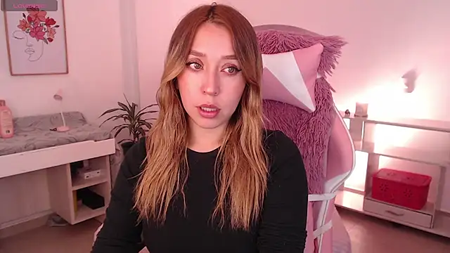 Snapshot of Dahlia__espresso chatting on October 21, 2025, 6:29 pm Dahlia espresso online show from October 21, 2025, 6:29 pm