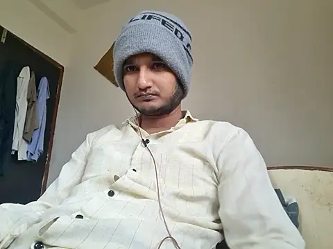 Snapshot of Jonrobinso chatting on November 29, 2025, 5:18 am Jonrobinso online show from November 29, 2025, 5:18 am