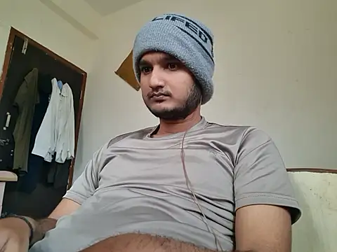 Snapshot of Jonrobinso chatting on December 3, 2025, 6:36 am Jonrobinso online show from December 3, 2025, 6:36 am