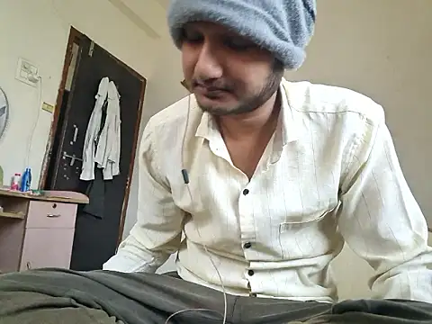 Snapshot of Jonrobinso chatting on November 20, 2025, 5:30 am Jonrobinso online show from November 20, 2025, 5:30 am