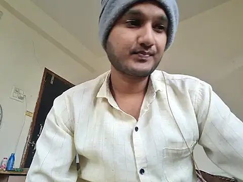 Snapshot of Jonrobinso chatting on November 17, 2025, 6:06 am Jonrobinso online show from November 17, 2025, 6:06 am