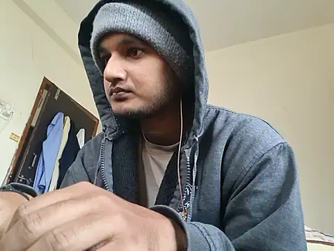 Snapshot of Jonrobinso chatting on November 15, 2025, 5:44 am Jonrobinso online show from November 15, 2025, 5:44 am