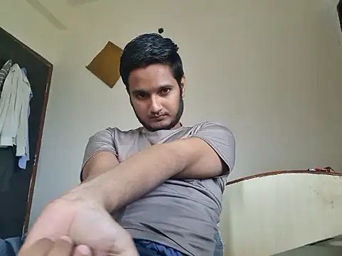 Snapshot of Jonrobinso chatting on October 29, 2025, 6:01 am Jonrobinso online show from October 29, 2025, 6:01 am