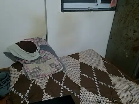 Snapshot of Jonrobinso chatting on November 21, 2025, 5:45 pm Jonrobinso online show from November 21, 2025, 5:45 pm