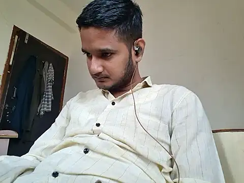 Snapshot of Jonrobinso chatting on November 25, 2025, 6:14 am Jonrobinso online show from November 25, 2025, 6:14 am