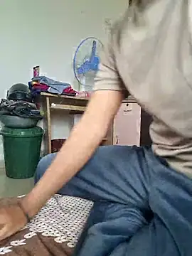 Snapshot of Jonrobinso chatting on November 2, 2025, 5:12 am Jonrobinso online show from November 2, 2025, 5:12 am