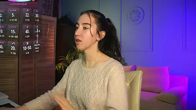 Belle Via online show from October 3, 2025, 4:08 pm