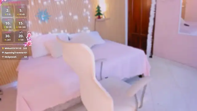 Snapshot of Harmony_Malkova chatting on December 14, 2025, 11:21 pm Harmony Malkova online show from December 14, 2025, 11:21 pm