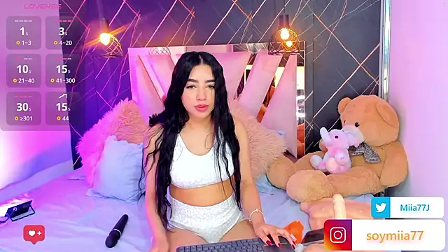 Snapshot of Miia77_ chatting on February 13, 2026, 1:38 am Miia77 online show from February 13, 2026, 1:38 am