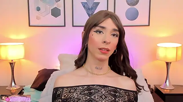 ariivega online show from March 14, 2025, 11:00 pm