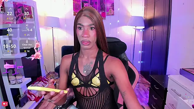 Kendall Gil online show from July 10, 2026, 7:03 pm