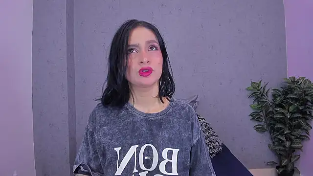 Tiffany mendez online show from March 18, 2026, 12:08 pm