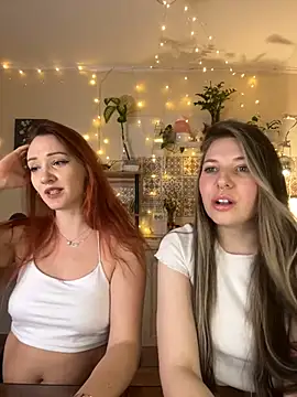 Snapshot of Annie_aww chatting on March 4, 2025, 10:38 pm Annie aww online show from March 4, 2025, 10:38 pm