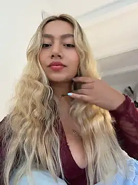 amanda-medrano1 online show from July 7, 2026, 2:09 pm