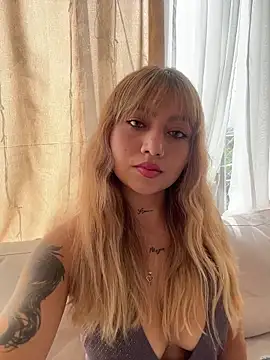 Snapshot of amanda-medrano1 chatting on February 19, 2026, 2:14 pm amanda-medrano1 online show from February 19, 2026, 2:14 pm