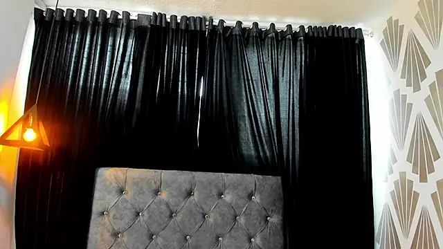 Snapshot of JulessCornett chatting on March 14, 2025, 8:17 pm JulessCornett online show from March 14, 2025, 8:17 pm