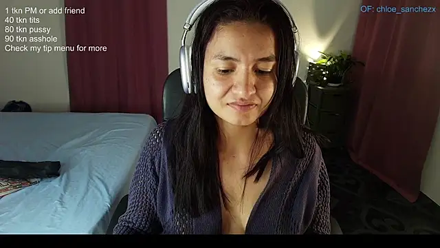 ChloeSanchezx online show from April 25, 2026, 1:52 am