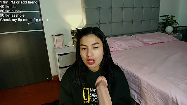 Snapshot of ChloeSanchezx chatting on October 15, 2025, 1:37 am ChloeSanchezx online show from October 15, 2025, 1:37 am