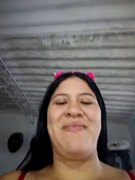 Snapshot of Miia_grand chatting on October 10, 2025, 9:04 pm Miia grand online show from October 10, 2025, 9:04 pm