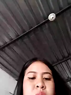 Snapshot of Miia_grand chatting on January 17, 2025, 6:12 pm Miia grand online show from January 17, 2025, 6:12 pm