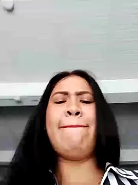 Snapshot of Miia_grand chatting on January 8, 2025, 8:29 pm Miia grand online show from January 8, 2025, 8:29 pm