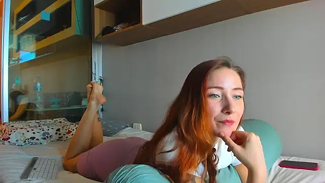 Tinabell22 online show from April 12, 2026, 3:54 am