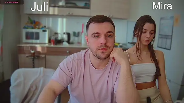 Snapshot of fcjuicy_pussy chatting on February 19, 2025, 1:28 pm fcjuicy pussy online show from February 19, 2025, 1:28 pm