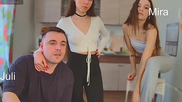 Snapshot of fcjuicy_pussy chatting on March 17, 2025, 10:38 am fcjuicy pussy online show from March 17, 2025, 10:38 am