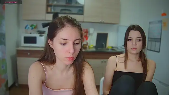 Snapshot of fcjuicy_pussy chatting on March 4, 2025, 3:15 pm fcjuicy pussy online show from March 4, 2025, 3:15 pm