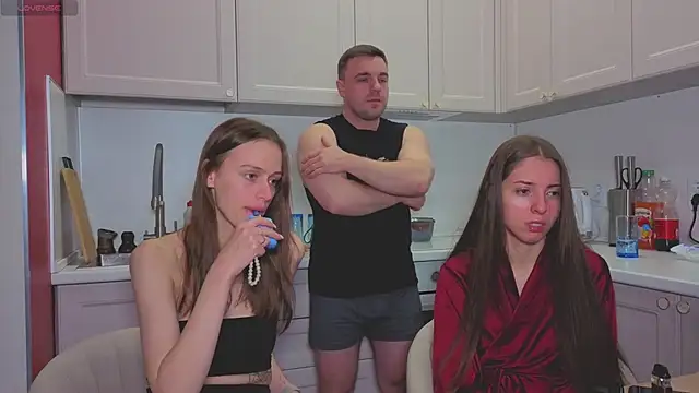 Snapshot of fcjuicy_pussy chatting on November 18, 2025, 12:19 pm fcjuicy pussy online show from November 18, 2025, 12:19 pm