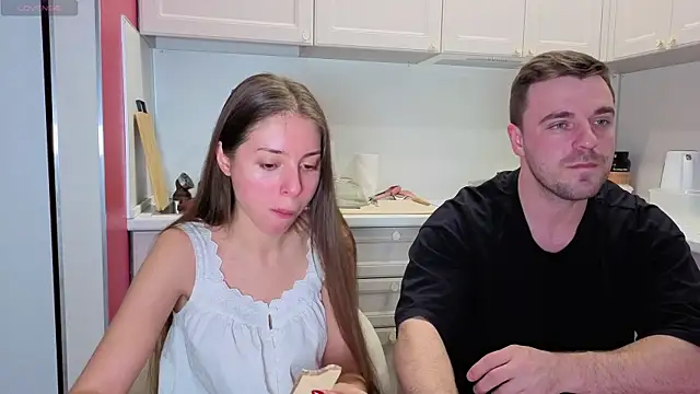 Snapshot of fcjuicy_pussy chatting on October 16, 2025, 6:38 pm fcjuicy pussy online show from October 16, 2025, 6:38 pm