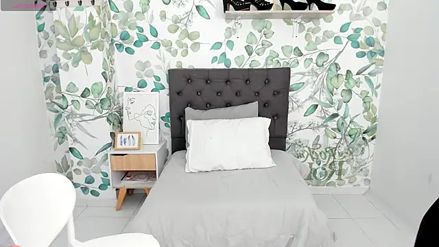 Snapshot of soyzarahtorres chatting on March 20, 2025, 1:13 am soyzarahtorres online show from March 20, 2025, 1:13 am