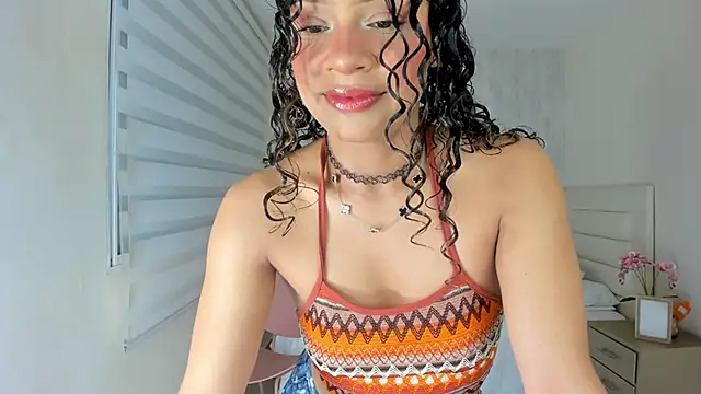 Snapshot of Keni_malf chatting on March 4, 2026, 3:47 am Keni malf online show from March 4, 2026, 3:47 am