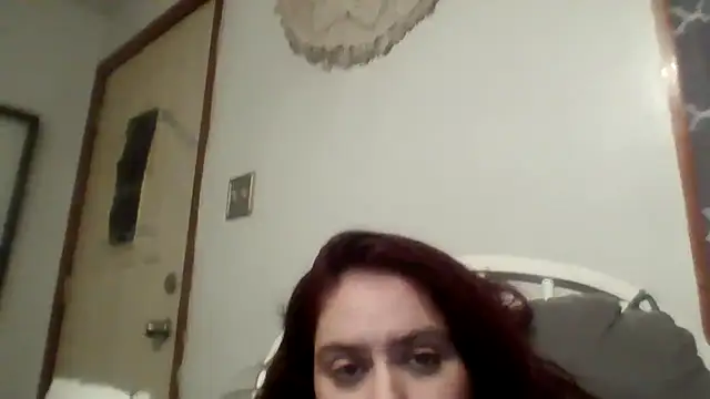 Snapshot of lilbishmiss chatting on November 11, 2025, 11:49 am lilbishmiss online show from November 11, 2025, 11:49 am