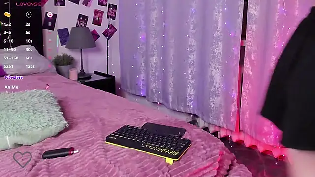 KarambaMoon online show from March 3, 2025, 3:05 am