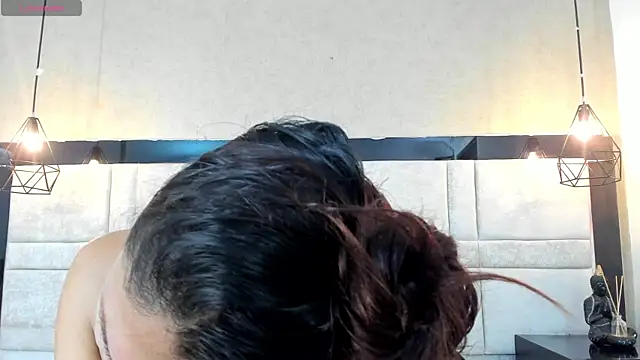 kimCosseyy online show from November 2, 2025, 3:22 am