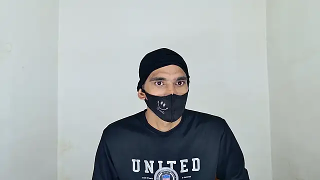 Snapshot of Habibi_big_b chatting on December 17, 2025, 8:08 am Habibi big b online show from December 17, 2025, 8:08 am