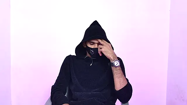 Snapshot of Habibi_big_b chatting on November 17, 2025, 9:46 am Habibi big b online show from November 17, 2025, 9:46 am