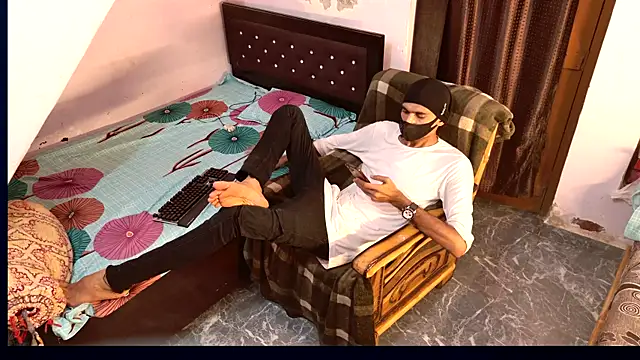 Snapshot of Habibi_big_b chatting on September 21, 2025, 6:02 pm Habibi big b online show from September 21, 2025, 6:02 pm