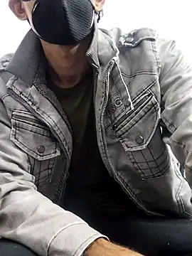 Snapshot of Habibi_big_b chatting on March 9, 2025, 7:59 pm Habibi big b online show from March 9, 2025, 7:59 pm