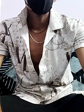 Snapshot of Habibi_big_b chatting on March 5, 2025, 9:27 am Habibi big b online show from March 5, 2025, 9:27 am